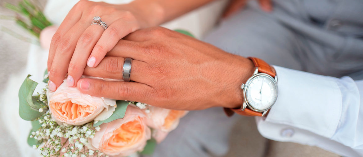 El matrimonio diseñado por Dios trae beneficio a la sociedad.